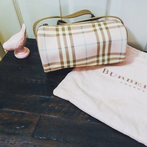 🇬🇧 Burberry Pink Nova Check Plaid Barrel Bag